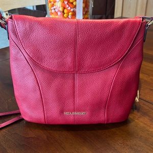 Like New!! Vera Bradley Meredith cross body in Red